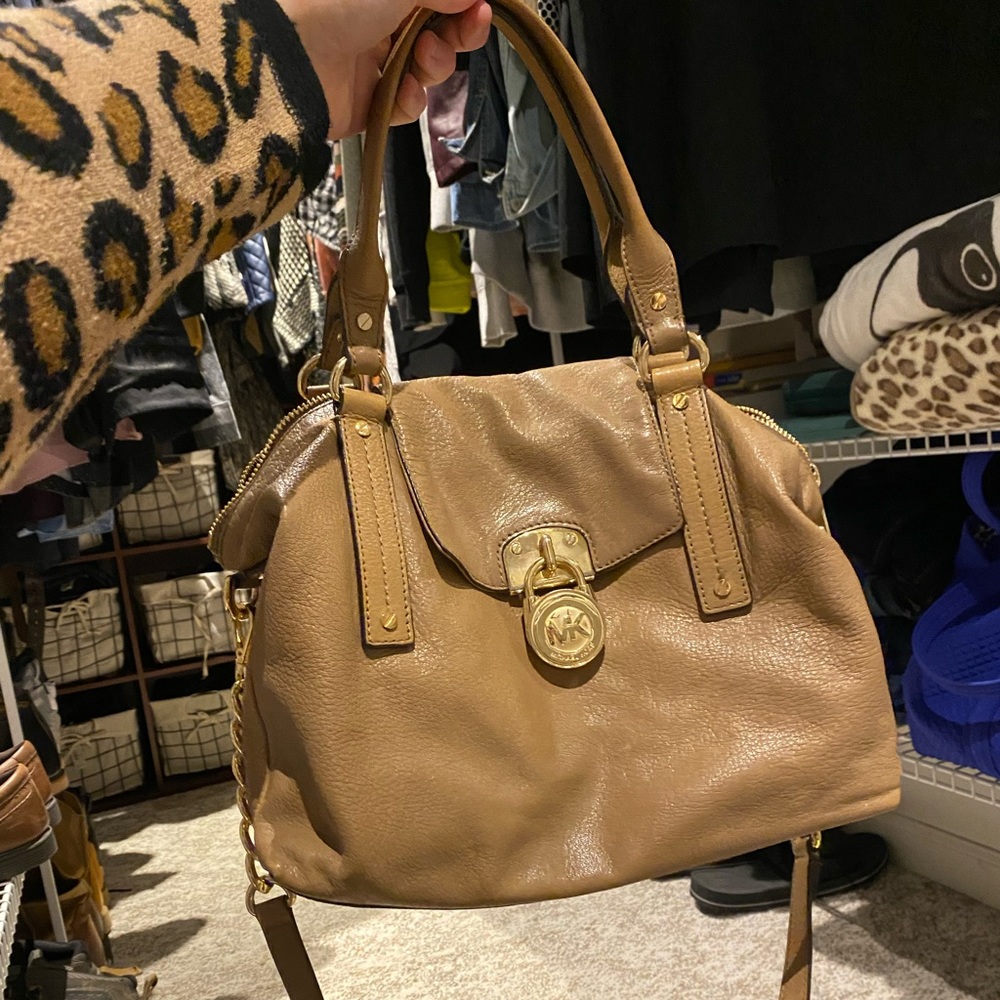 Michael kors purse